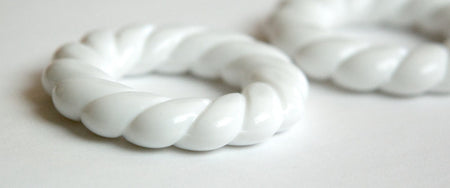 Vintage Acrylic White Twist Hoops Pendants hps013A