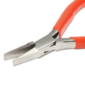 Beadsmith Slimline Flat Nose with Spring Pliers PL716