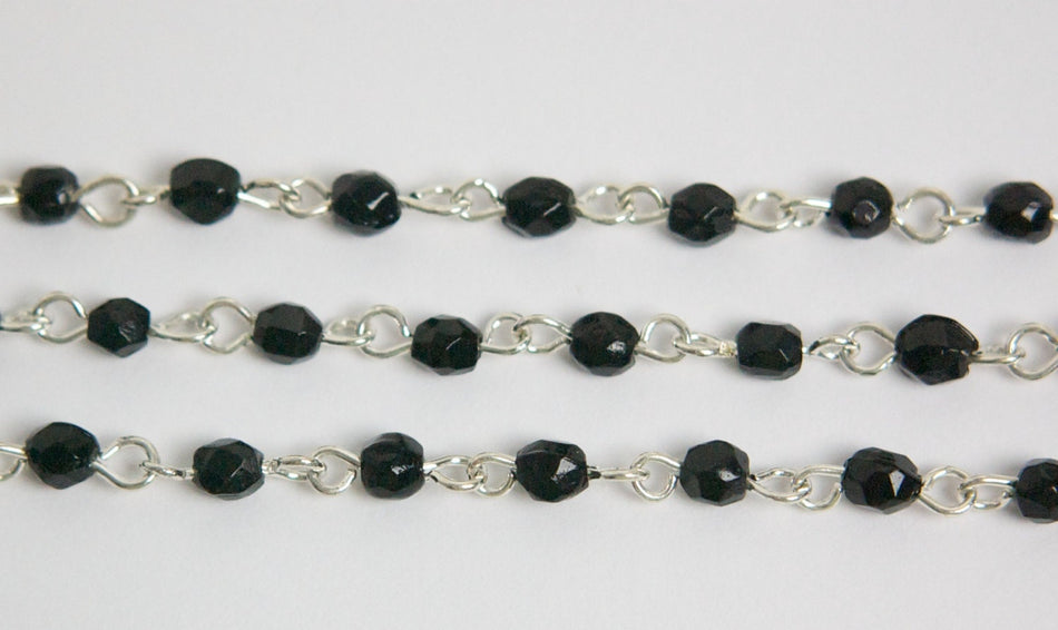 Vintage Jet Black Faceted Glass Bead Silver Tone Links chn042