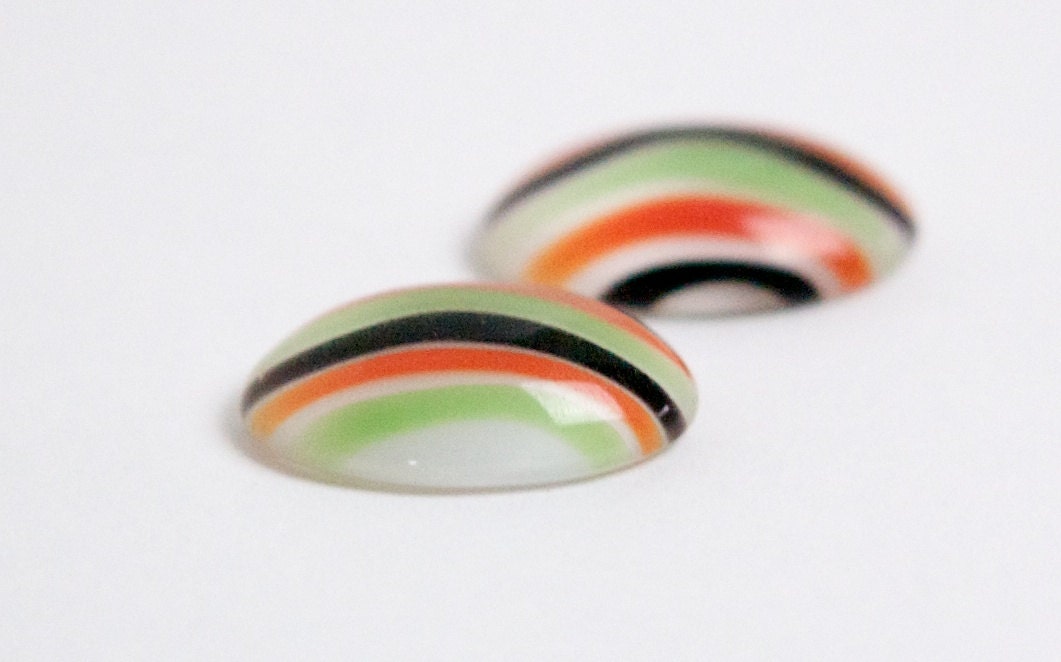 Vintage White with Green Orange Black Stripes Glass Cabochons 18x13mm cab184