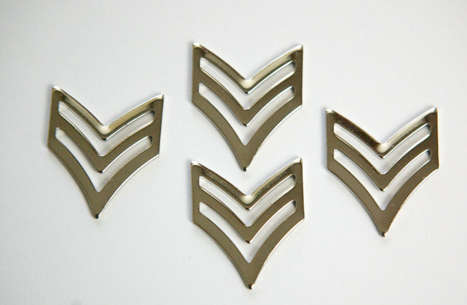 Silver Plated 2 Bar Chevron V Pendant Findings (4) mtl384B