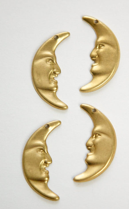 Man in the Moon Raw Brass Pendant Charms Drops (6) mtl385A