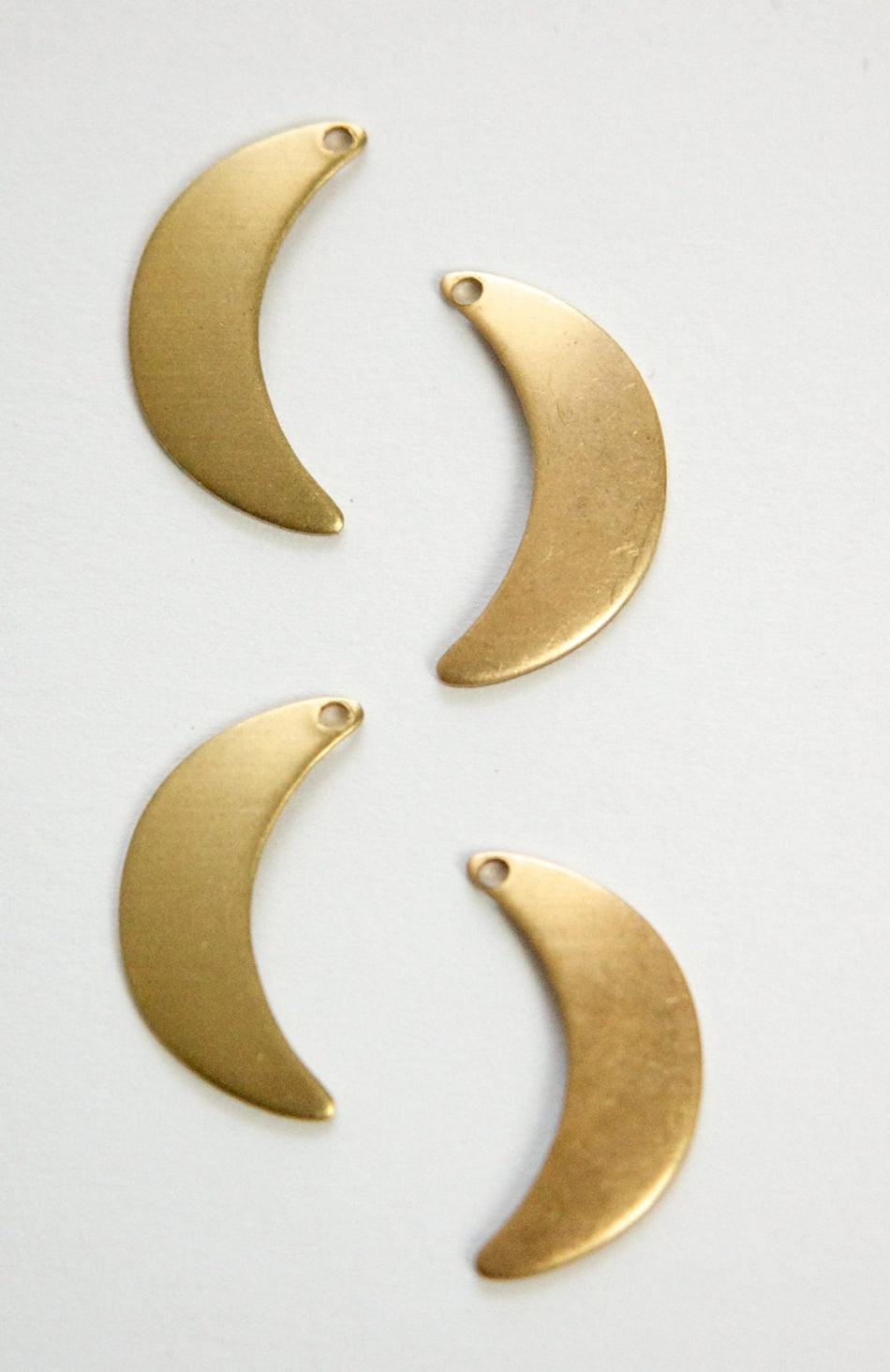 1 Hole Raw Brass Small Crescent Left and Right (8) mtl388B
