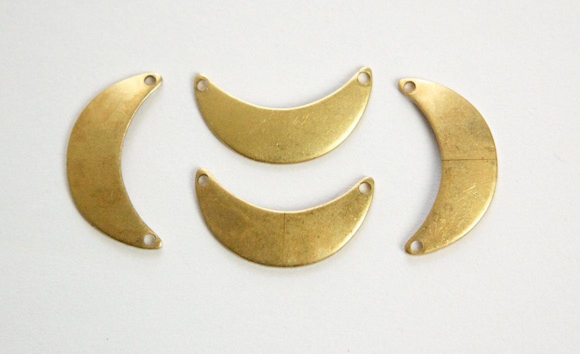 2 Hole Raw Brass Small Crescent Pendant Connector (8) mtl388A