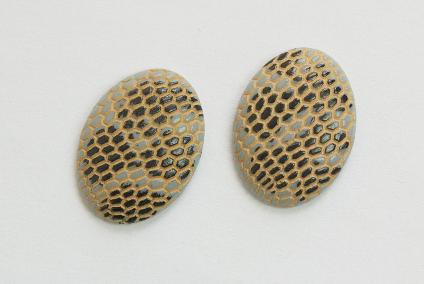 Vintage Gray with Black Darker Yellow Snakeskin Glass Cabochons 20x15mm (2) cab164A