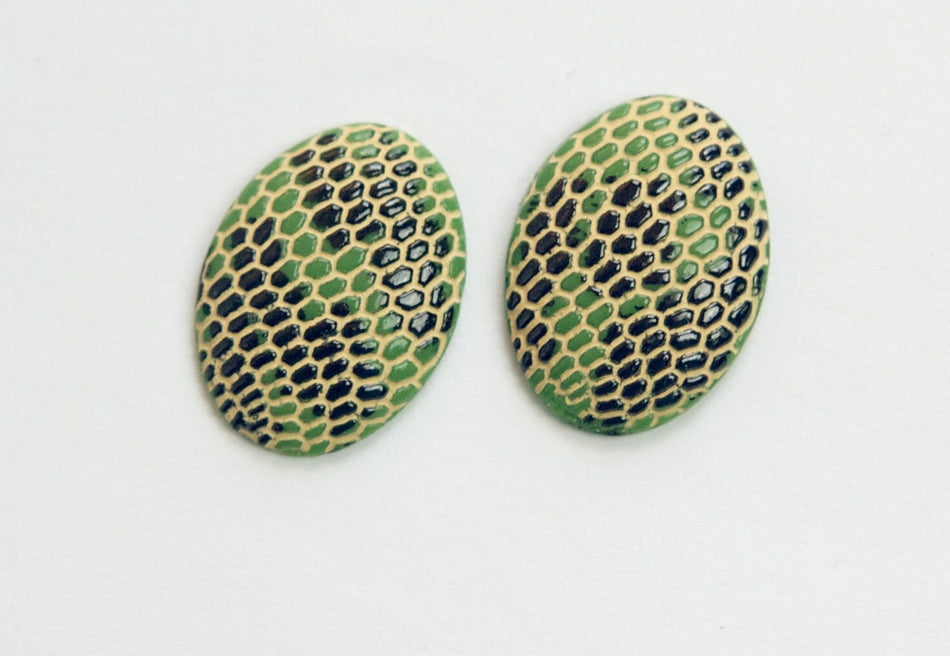 Vintage Green with Black Darker Yellow Snakeskin Glass Cabochons 20x15mm (2) cab164B
