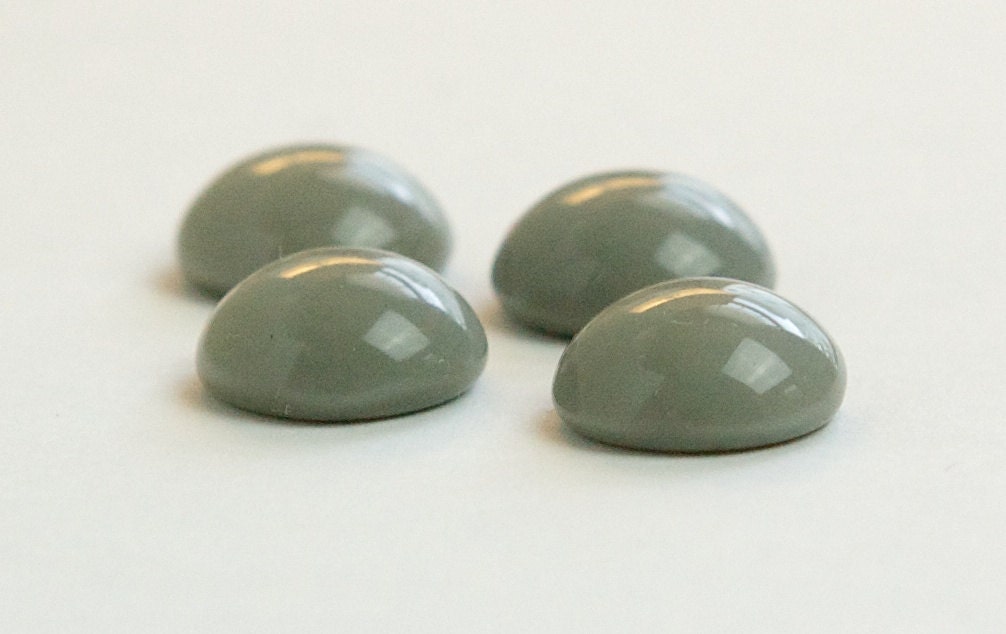 Vintage Opaque Gray Glass Cabochons 13mm (4) cab704CC