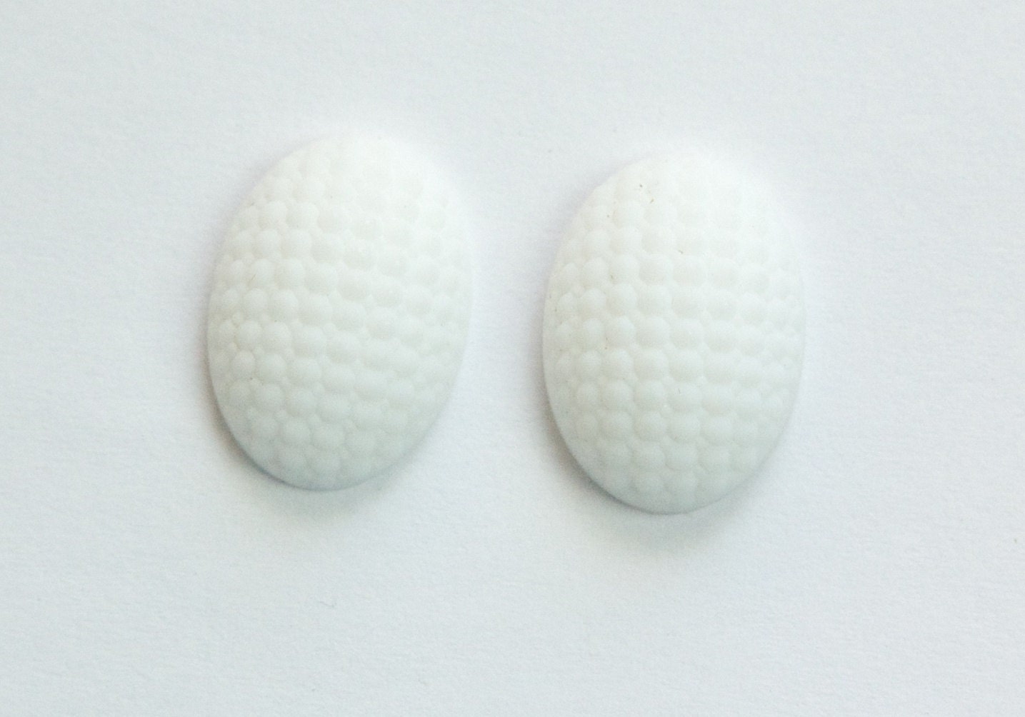 Vintage German Matte White Glass Bumpy Top Cabochon 18x13mm cab414H