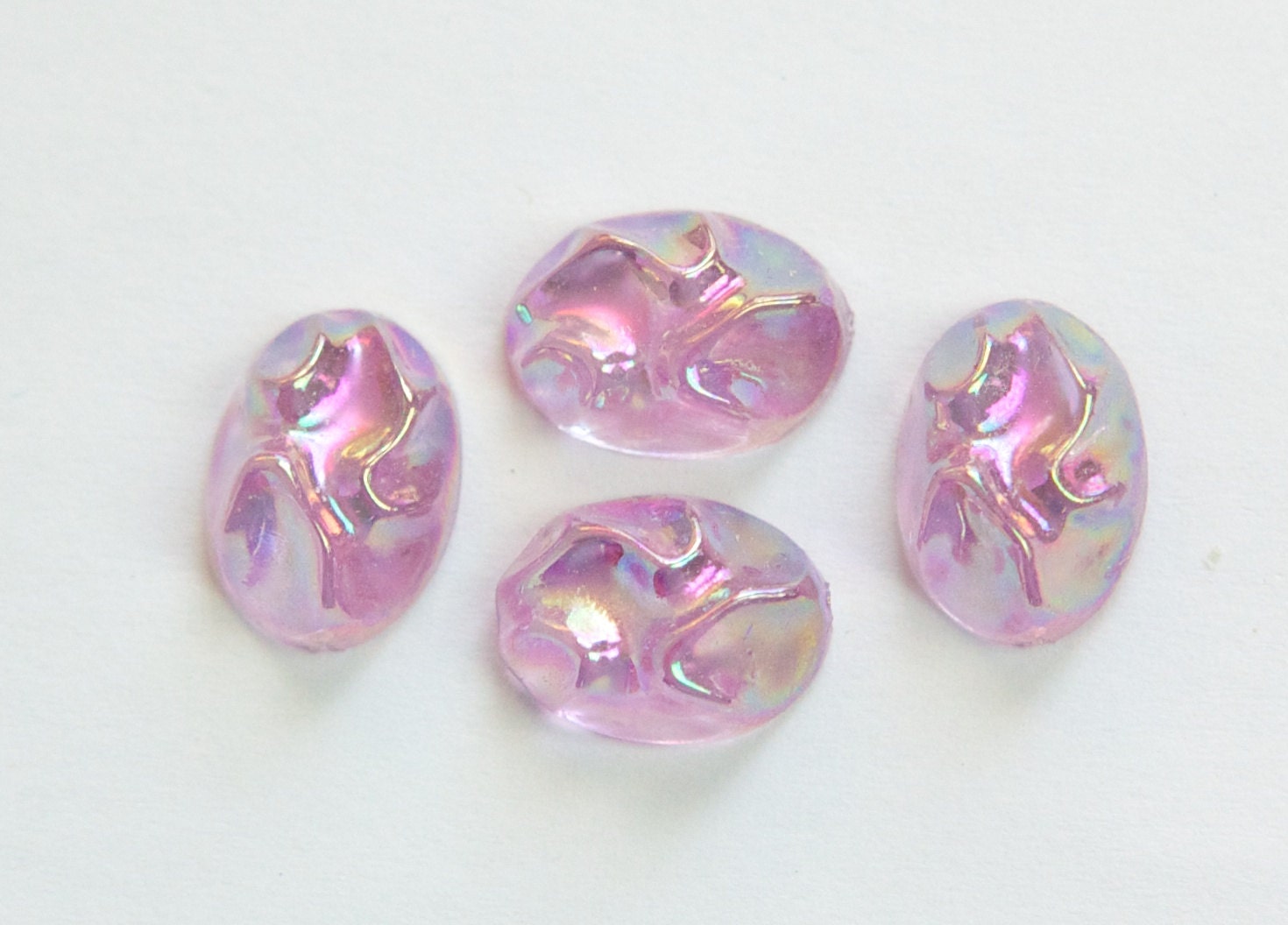 Vintage Light Purple AB Rippled Top Acrylic Cabochons 14x10mm cab577T