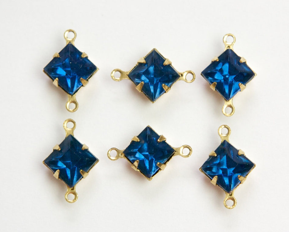 Sapphire Square Glass Stones 2 Loop Brass Setting 8mm squ002RR2