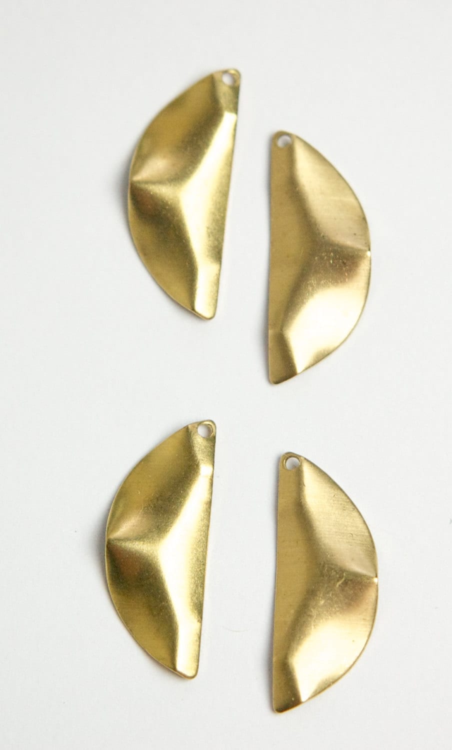 1 Hole Raw Brass Wrinkled Half Circle Crescent Left and Right (8) mtl392A