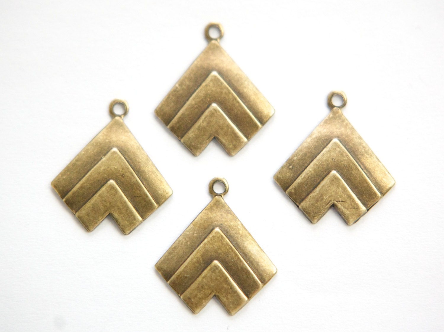 Brass Ox Layered V Charm Pendant with Loop (6) mtl391C