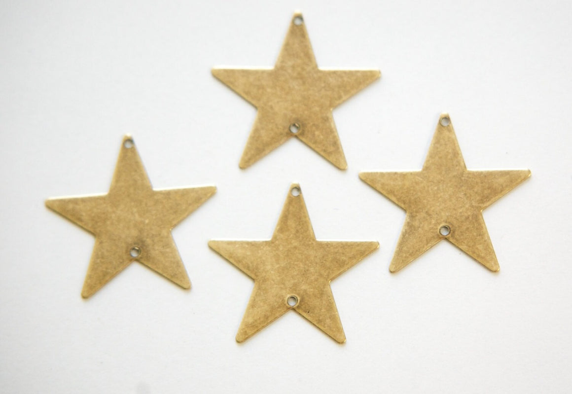 2 Hole Brass Ox Flat Star Connector Pendant (6) mtl161B