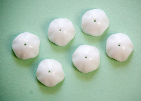 Vintage German Ruffled Scalloped White Glass Bead Caps 10mm (6) grm055B