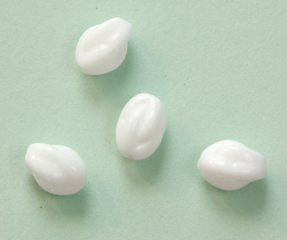 Vintage Opaque White Knotted German Glass Beads Med2 grm042D
