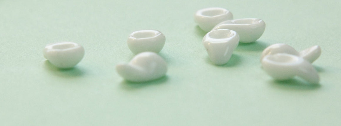 Vintage German White Curved Rounded Teardrop 2 hole Glass Bead Charms (20) grm052F