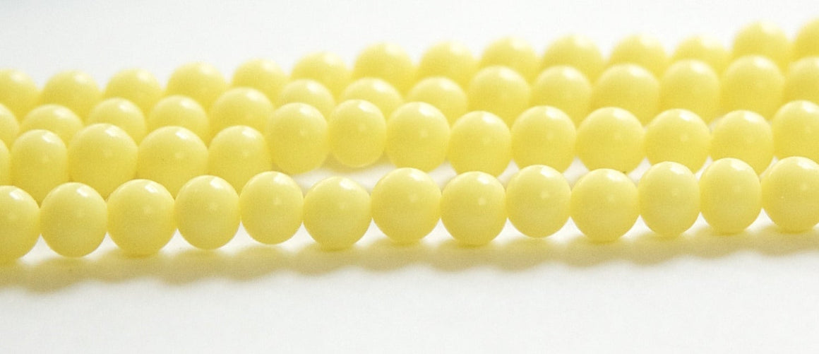 Vintage Soft Yellow Glass Beads Japan 6mm (10) jpn001E