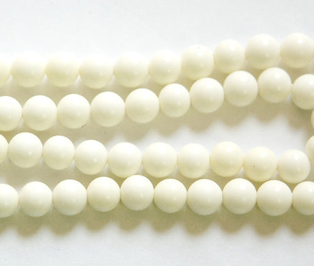Vintage Ivory Glass Beads Japan 6mm (10) jpn001G
