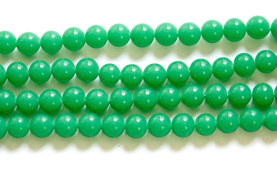 Vintage Jade Green Glass Beads Japan 6mm (10) jpn001F