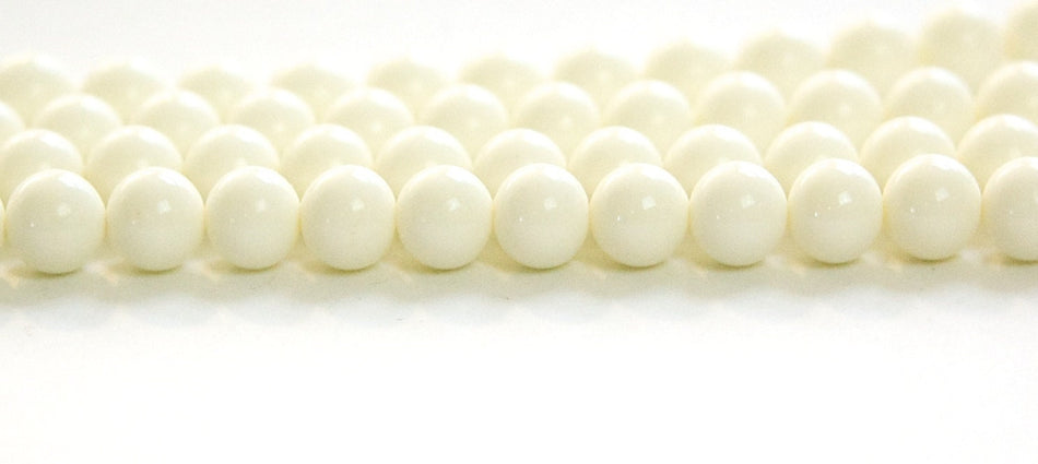 Vintage Opaque Ivory Glass Beads Japan 8mm (8) jpn003M