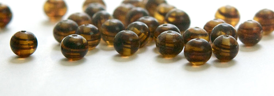 Vintage Tortoise Brown Glass Beads Japan 8mm (8) jpn003N