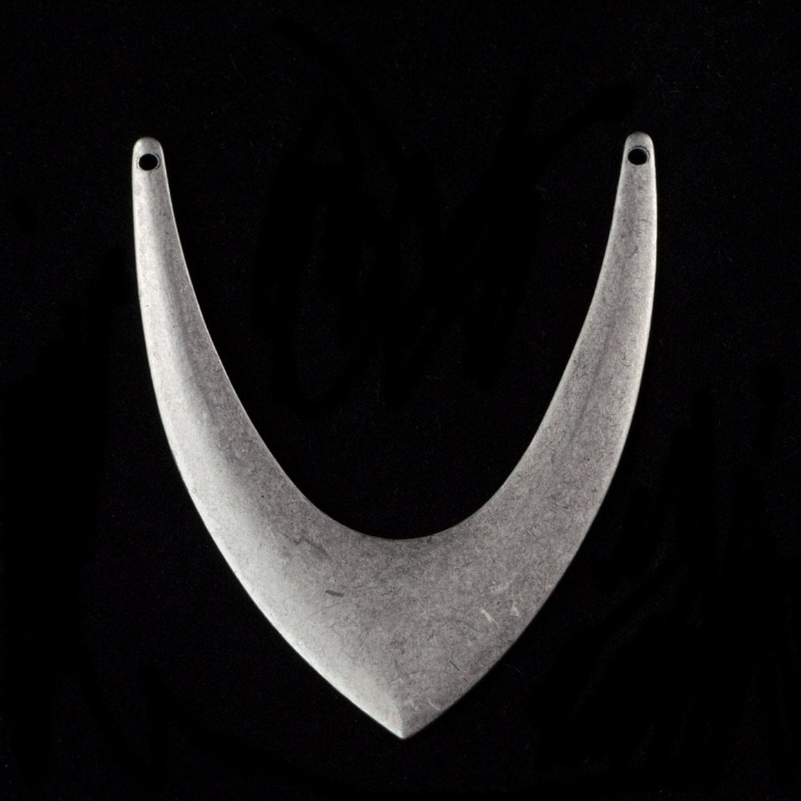 2 Hole Large V Pendant 60x46mm (4)