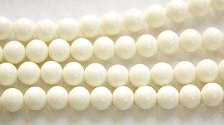 Vintage Opaque Ivory Glass Beads Japan 8mm (8) jpn003M