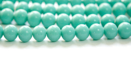 Vintage Green Turquoise Glass Beads Japan 8- 9mm (6) jpn005K