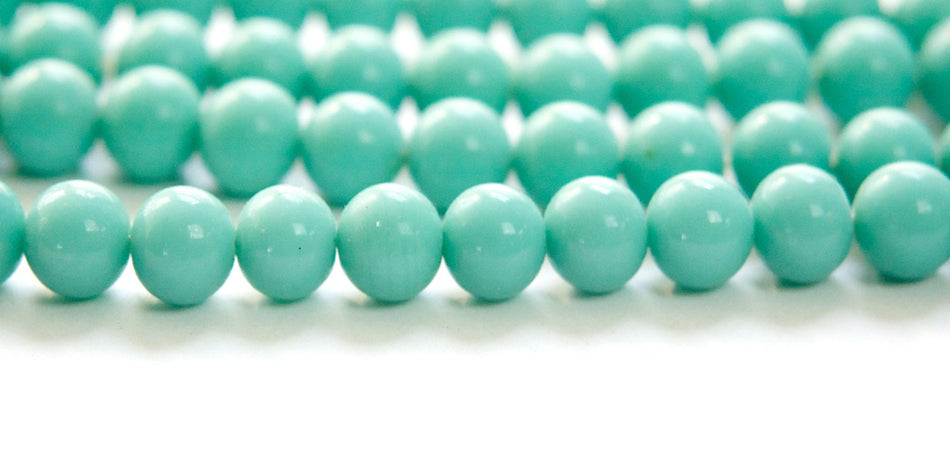 Vintage Green Turquoise Glass Beads Japan 8- 9mm (6) jpn005K