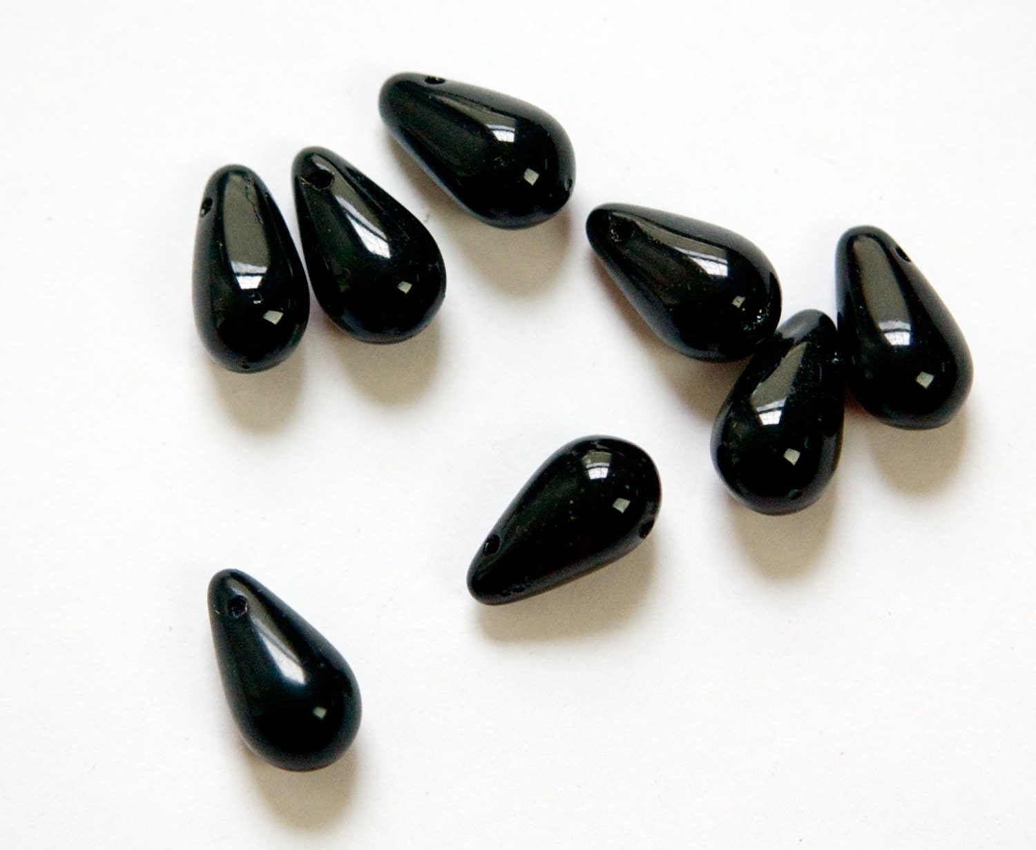 Vintage German Top Hole Black Glass Teardrop Beads (20) grm060A
