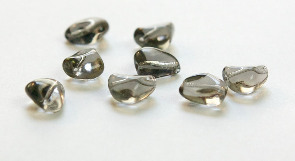Vintage Black Diamond German Glass Nugget Triangle 10mm Beads (8) grm061A