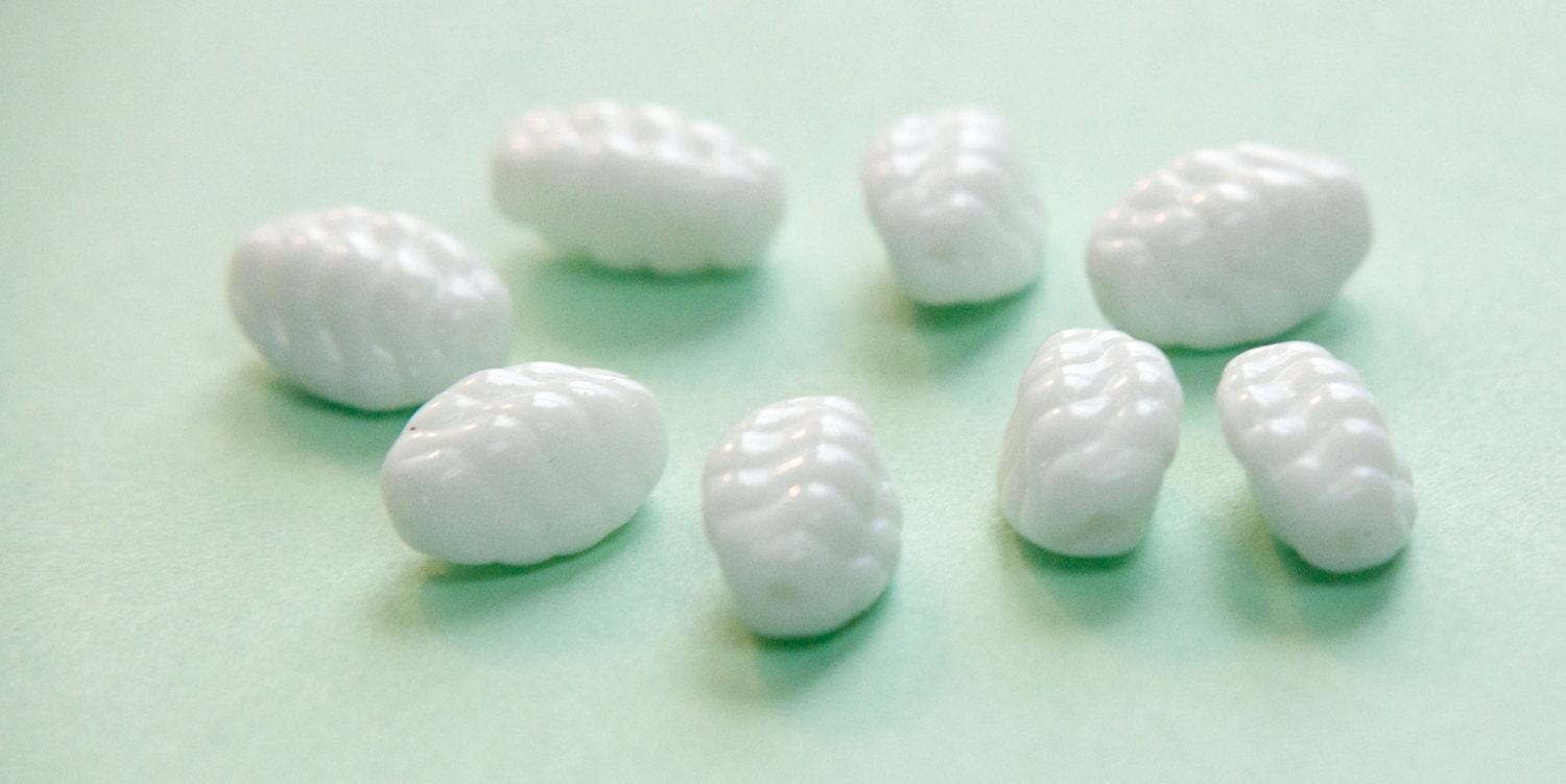 Vintage Ribbed Oval German Glass Beads 13mm (10) grm065A