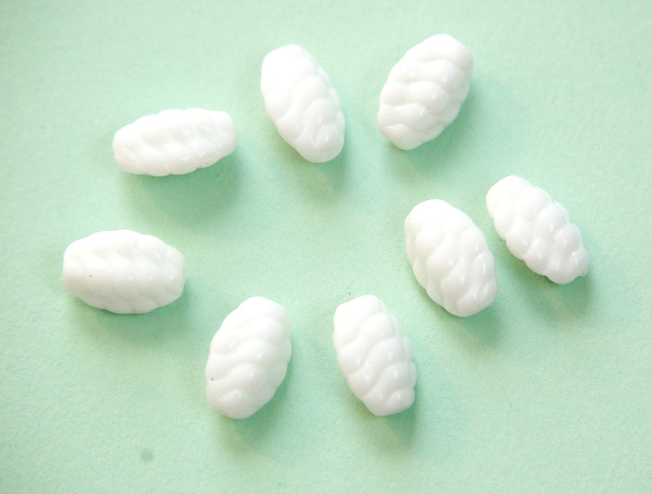 Vintage Ribbed Oval German Glass Beads 13mm (10) grm065A