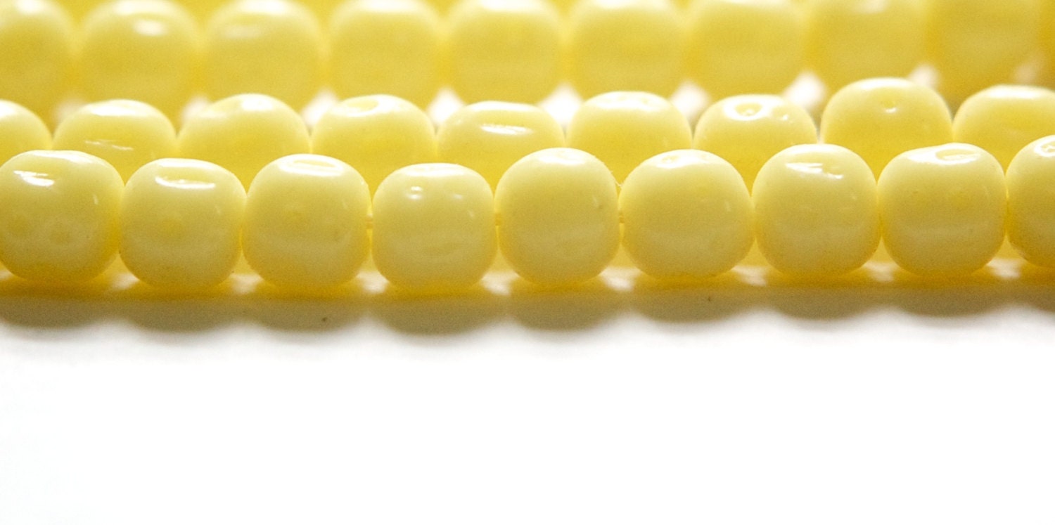 Vintage Yellow Glass Baroque Beads Japan 8-9mm (6) jpn006D