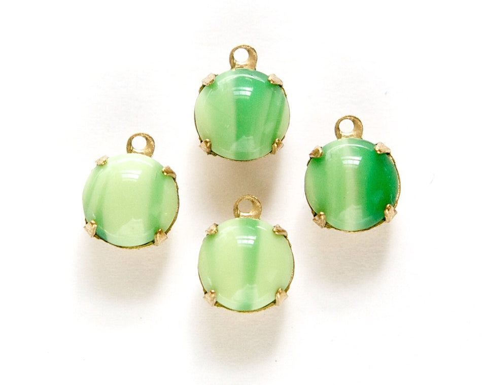 Vintage Opaque 2 Tone Green Glass Stone 1 Loop Brass Setting Drops 8.5mm (6) rnd009E