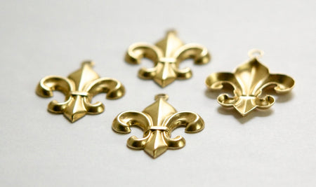 Raw Brass Fleur De Lis Charm Pendant Drop with Loop 27x21mm (6) chr188A