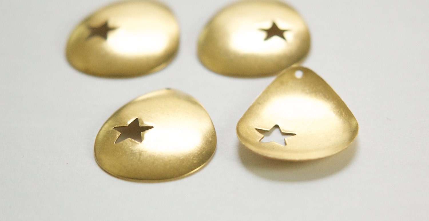 Raw Brass Star Cut Out Teardrop Charm Pendant Left and Right (4) mtl398A