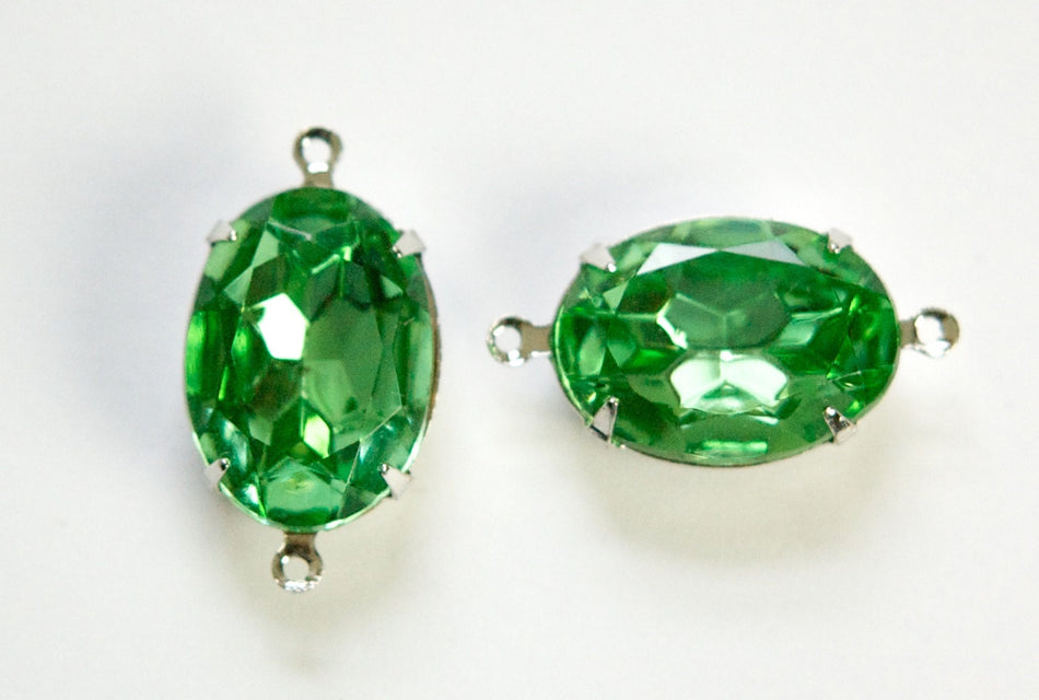 Vintage Faceted Peridot Stones 2 Loop Silver Setting 18x13mm ovl004VV2