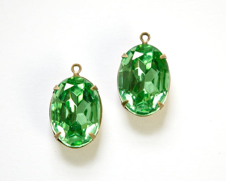 Vintage Faceted Peridot Stones 1 Loop Brass Ox Setting 18x13mm ovl015VV