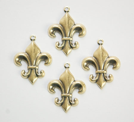 Brass Ox Fleur De Lis Charm Pendant Drop with Loop (6) chr188C