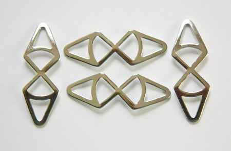 Silver Plated Dapped Triangle Connector Drops (4) mtl270B
