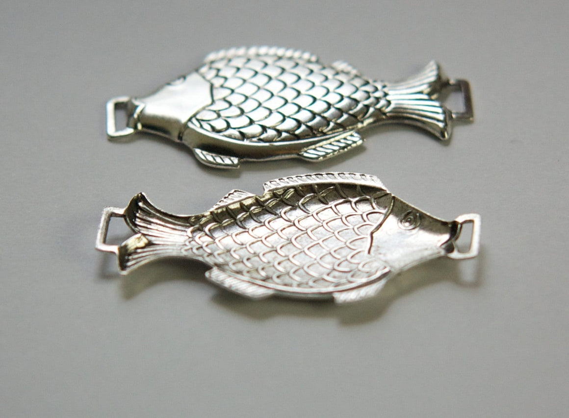 Large Antiqued Silver Fish Connector Pendant Link 52x28mm (2) mtl400B