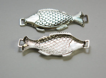 Large Antiqued Silver Fish Connector Pendant Link 52x28mm (2) mtl400B