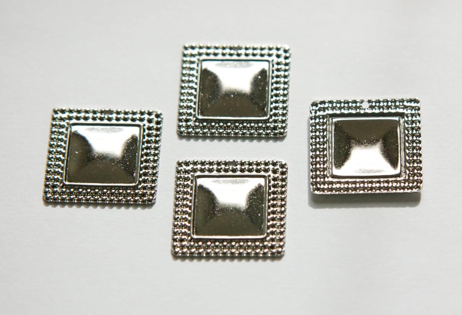 1 Hole Silver Plated Beaded Border Square Charm Pendant Drop (6) mtl396D