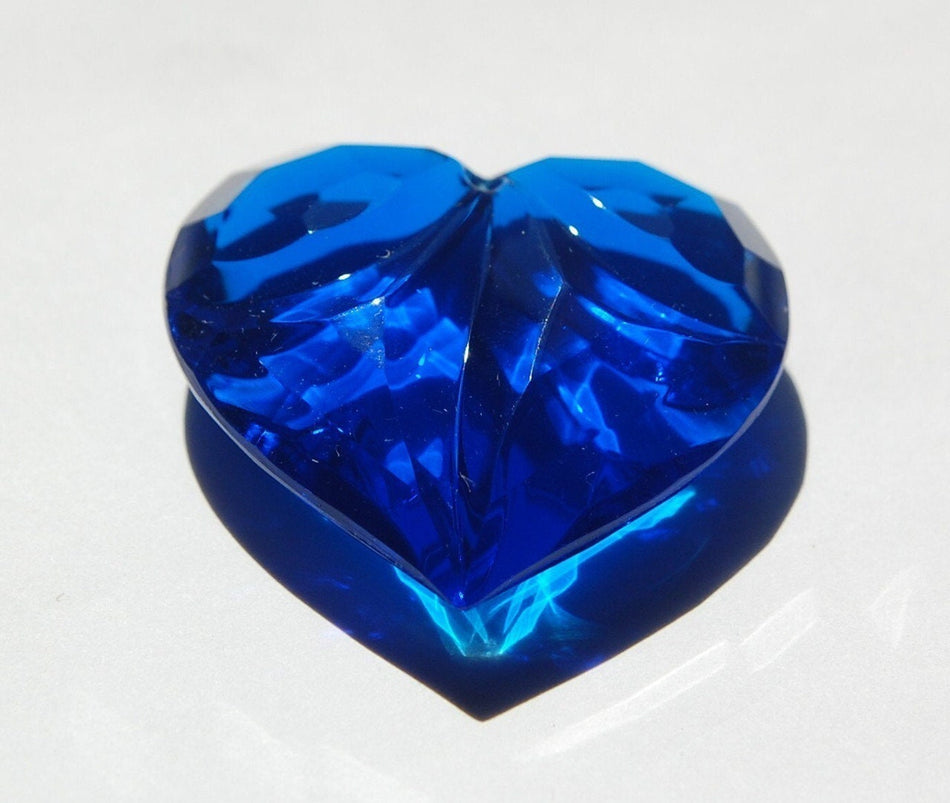 Sapphire Blue Faceted Heart Pendant pnd070
