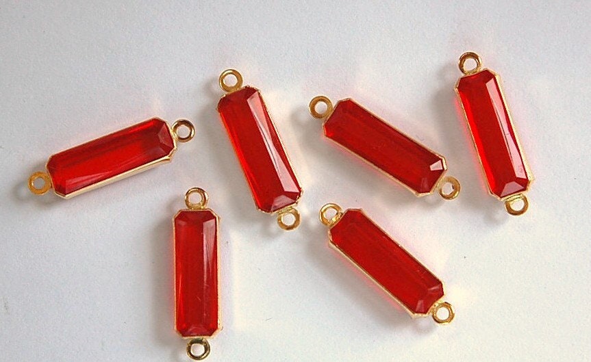 2 Loop Vintage Ruby Acrylic Faceted Channel Set Rectangle Drops 7x19mm (6) chr068D