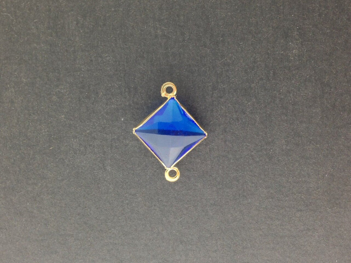2 Loop Vintage Sapphire Acrylic Faceted Channel Set Square Drops 14mm (6) chr087D