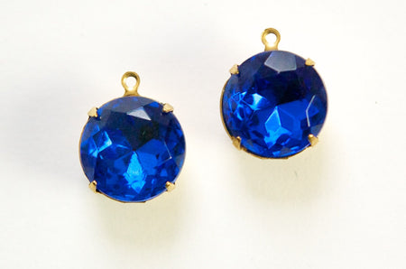 Vintage Sapphire Faceted Glass Stones 1 Loop Brass Settings 15mm rnd012C