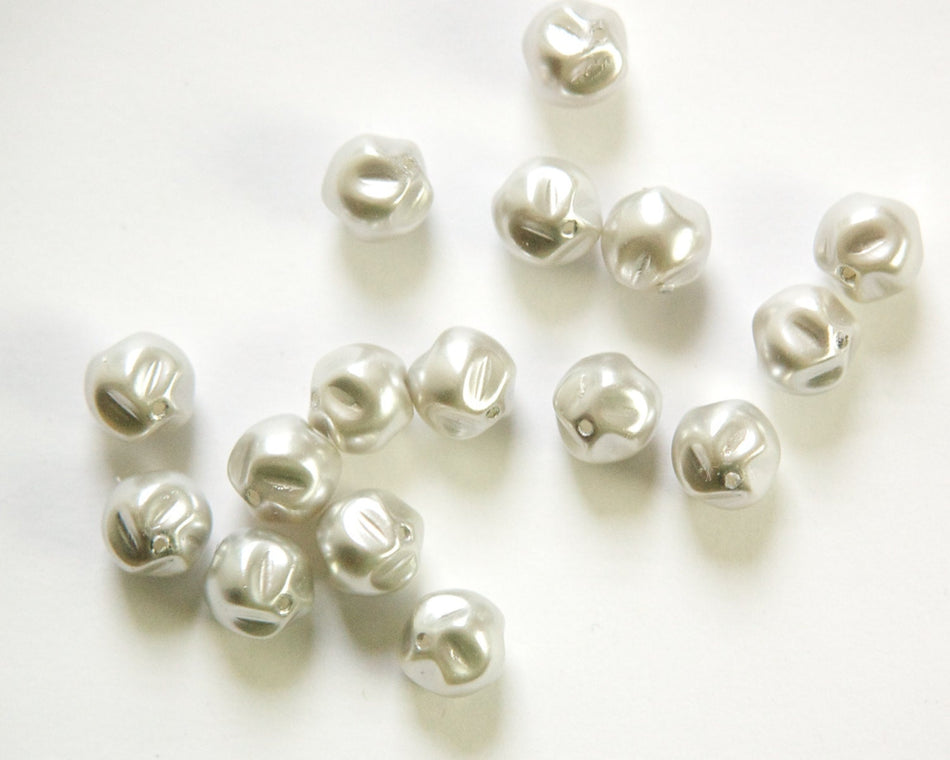 8mm Grey Baroque Pearl Glass Beads (25)
