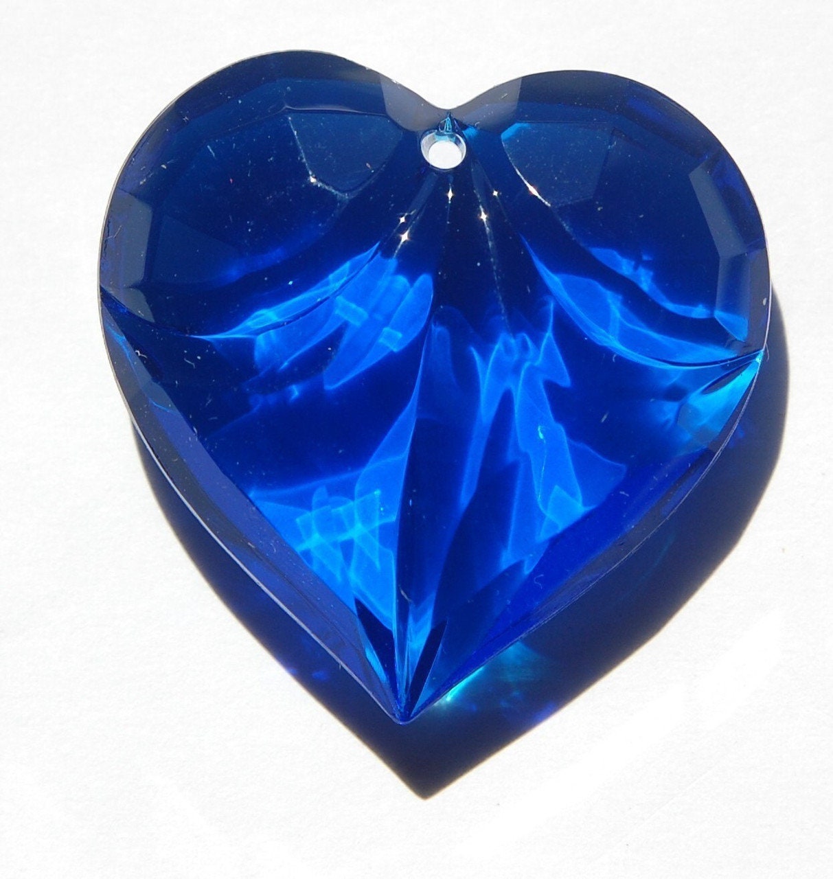 Sapphire Blue Faceted Heart Pendant pnd070